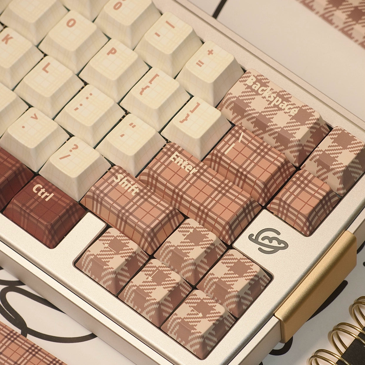 033 British Plaid Retro Brown Cherry Profile Keycaps