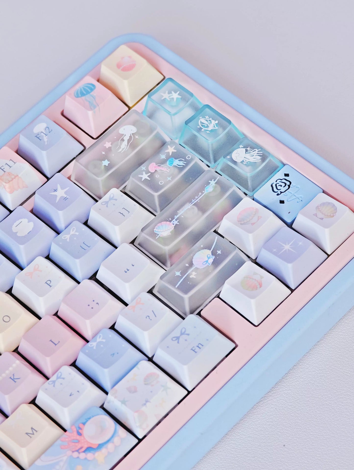 #0269 Pastel Seashell Jellyfish Pearls Keycaps With Foggy Pc Novelty Cherry Profile Designed By Miller
