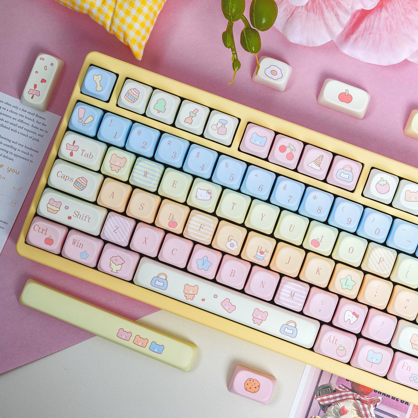 100 Bear Diary Cute Yellow Pink Blue MOA Keycaps 136-keys