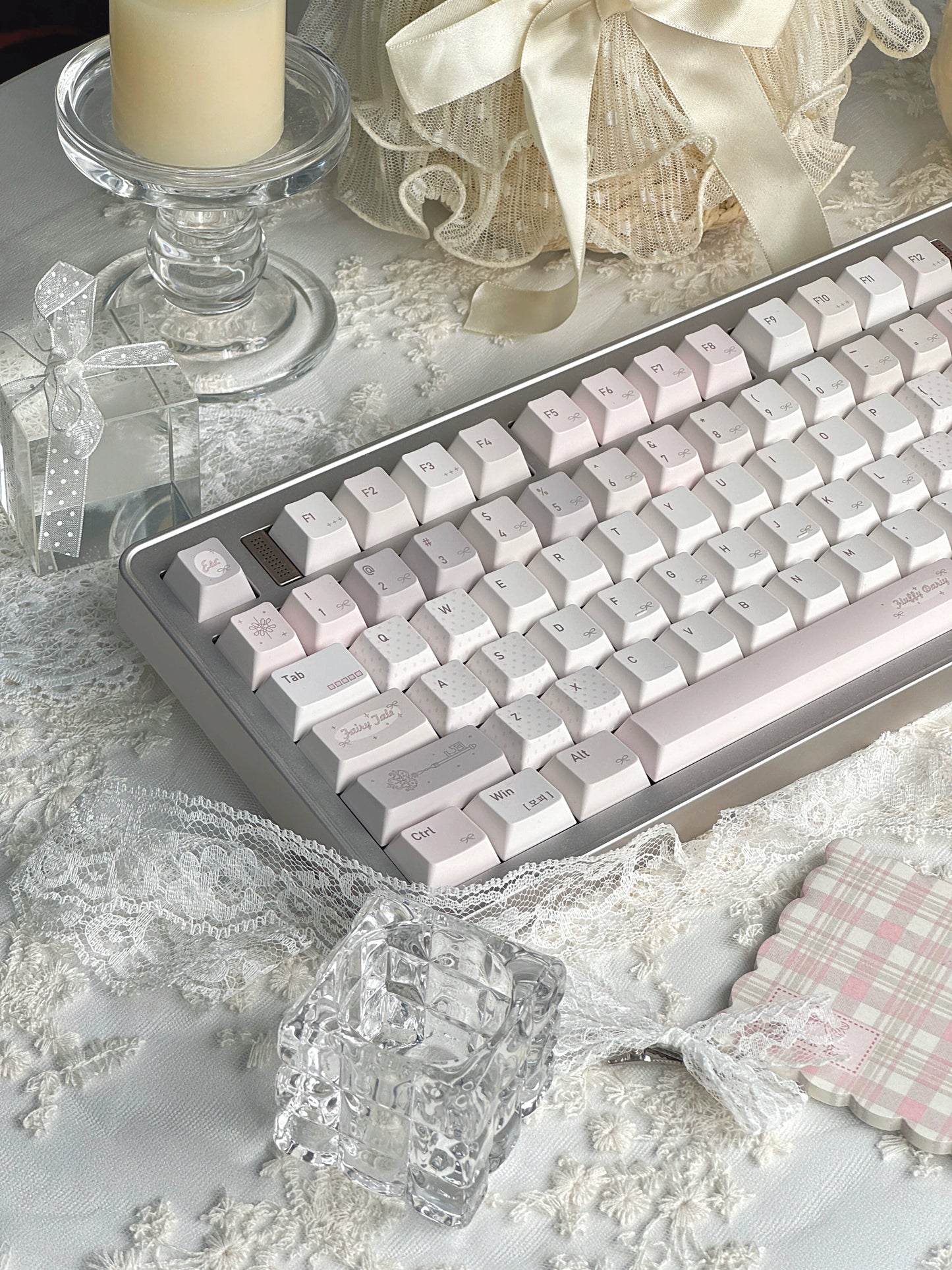 #0235 Chestnut Roll Cute Pale Pink Brown Keycap Cherry Profile Designed By DokiLab（not including keyboard）