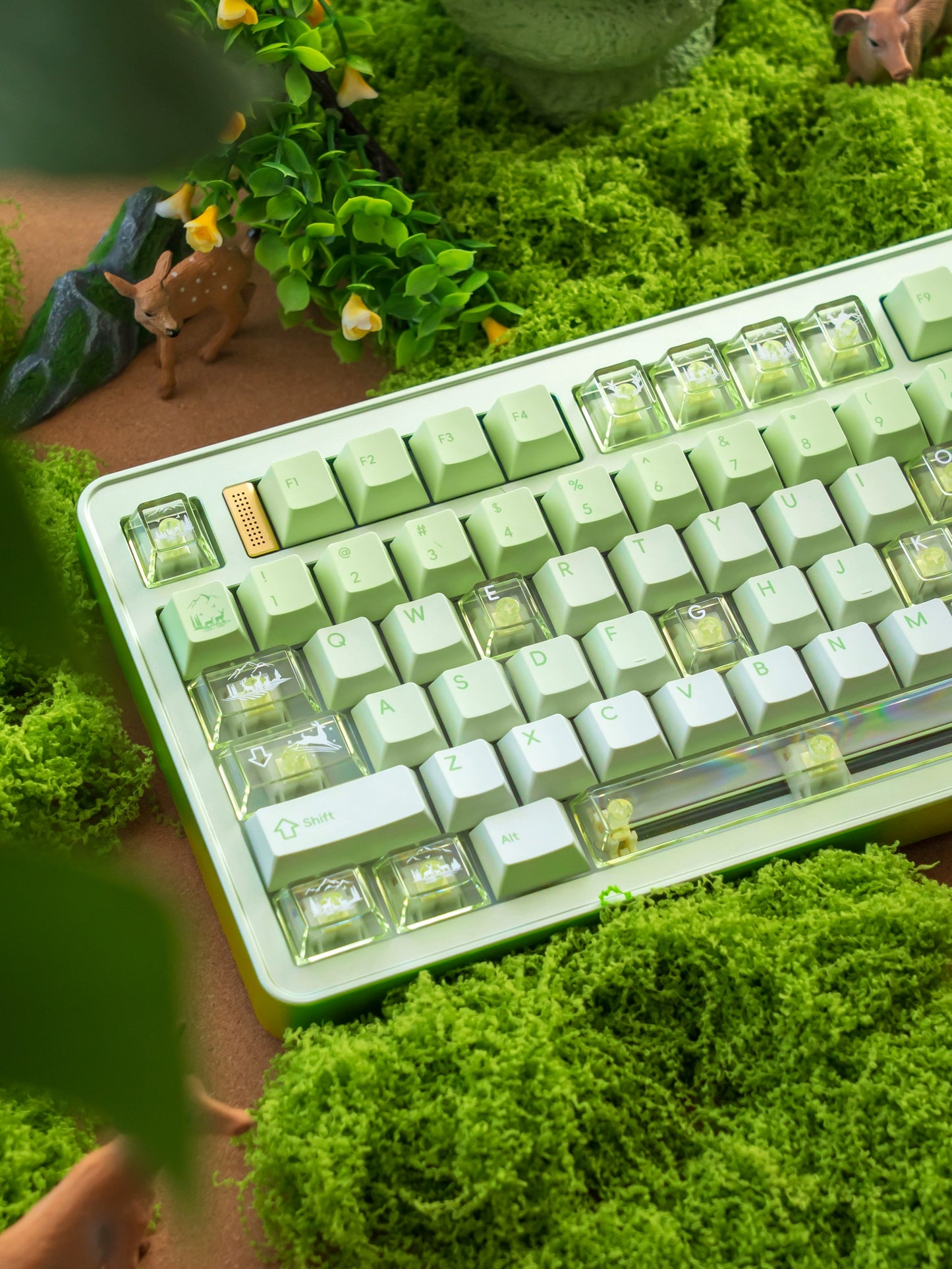 #0216 Fresh Green Dearwood Whisper Keycap Set Cherry Profile PBT146+PC115  （not including keyboard）