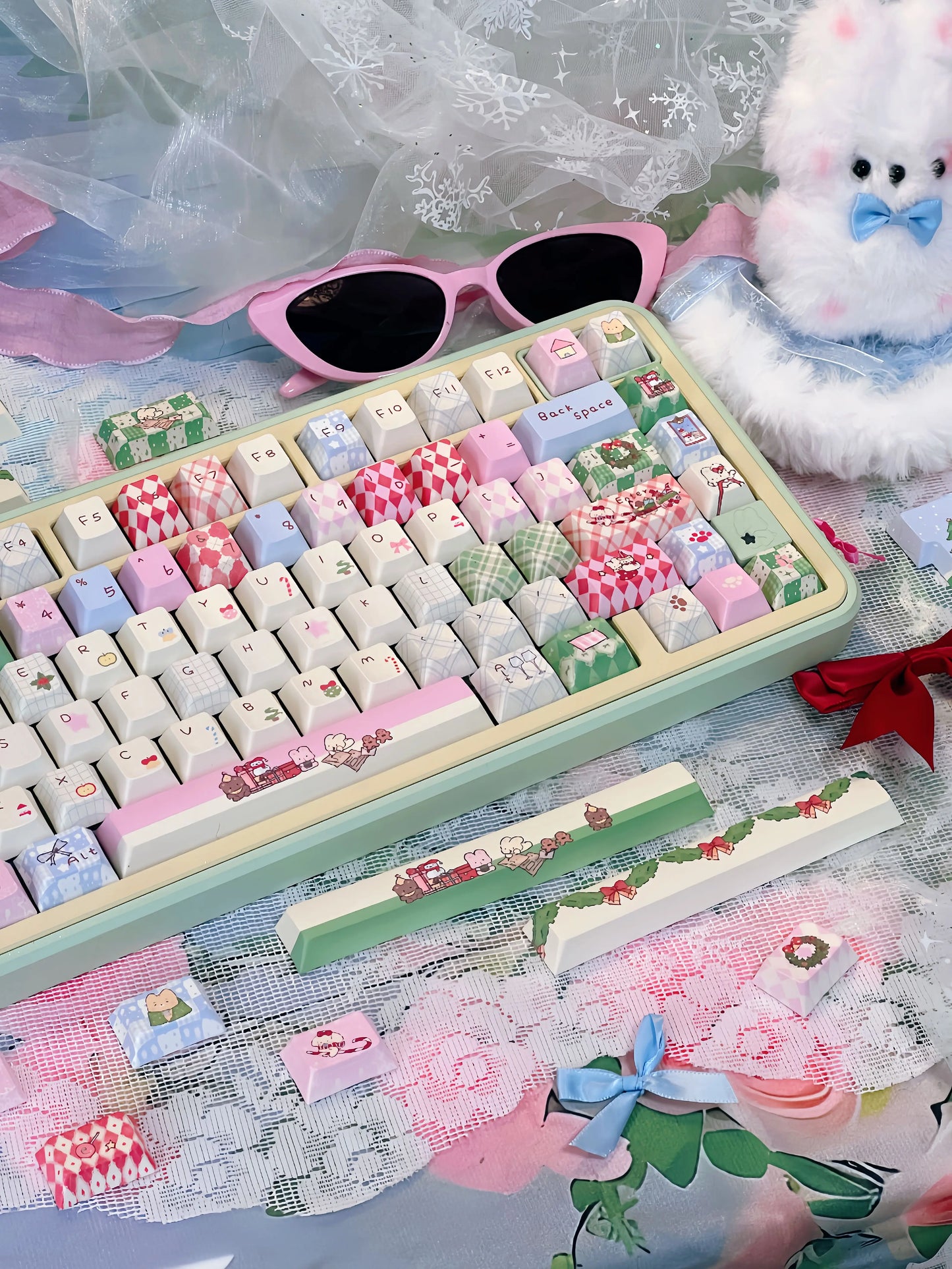 #0262 Buny Red Pink and Green Cute Christmas Birthday Gift Keycap Cherry/moa Profile (not including keyboard)
