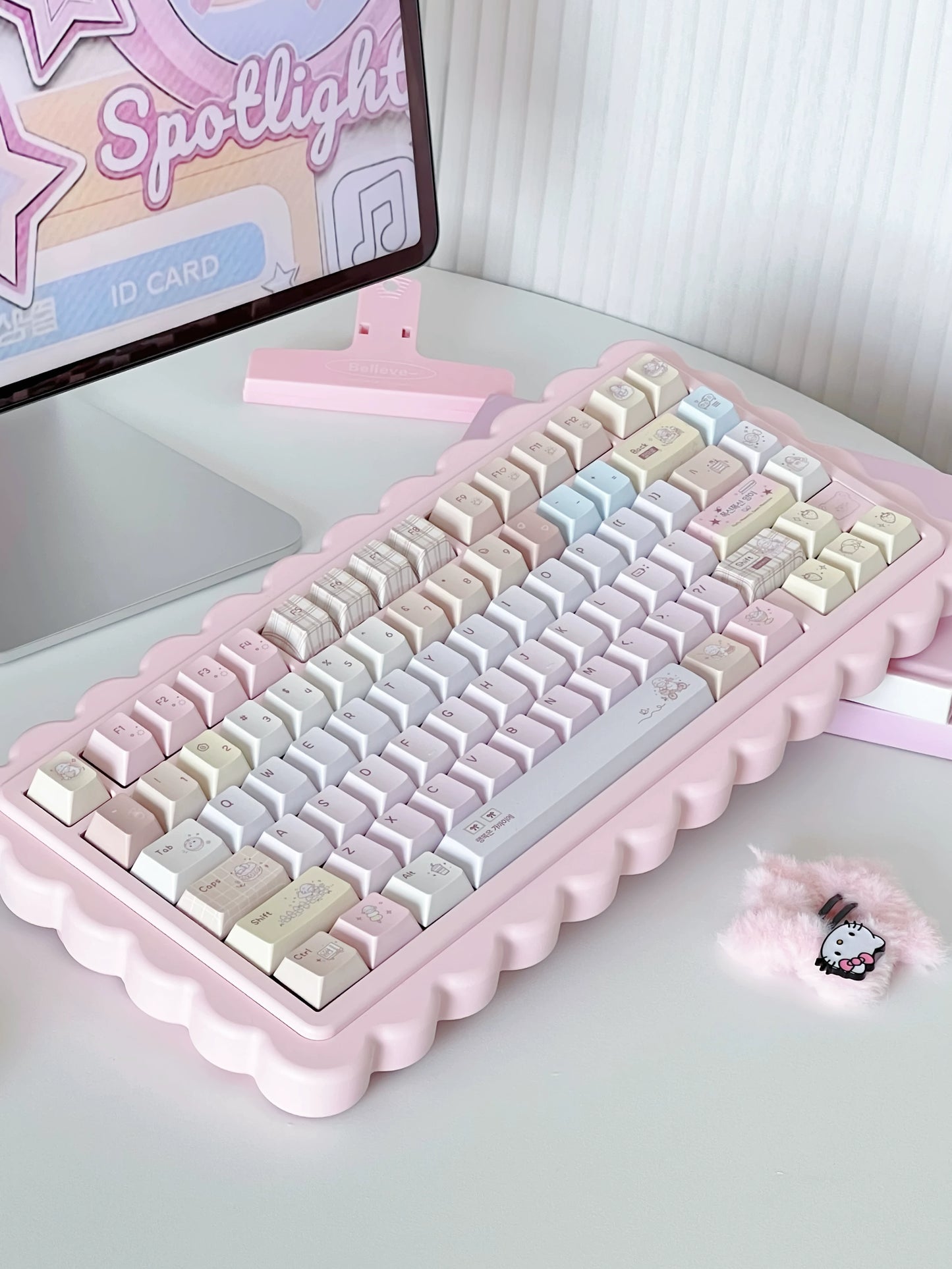 #0292 Cream Pale Pink Lamp Cake Cherry/moa Profile Keycap