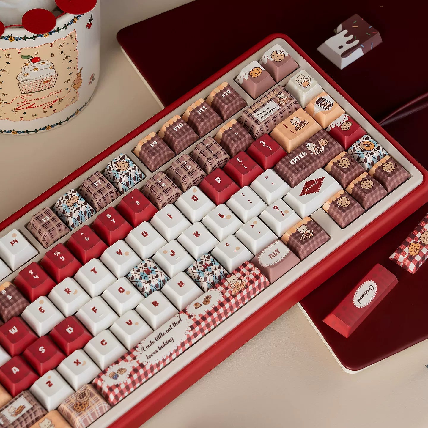 #0293 Baking Cat Cherry Profile Red Chocolate Keycap Designed By URE