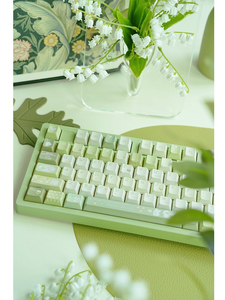 003 Pastel Green Rabbit Lilies of The Valley  Keycap Cherry Profile 138 Keys