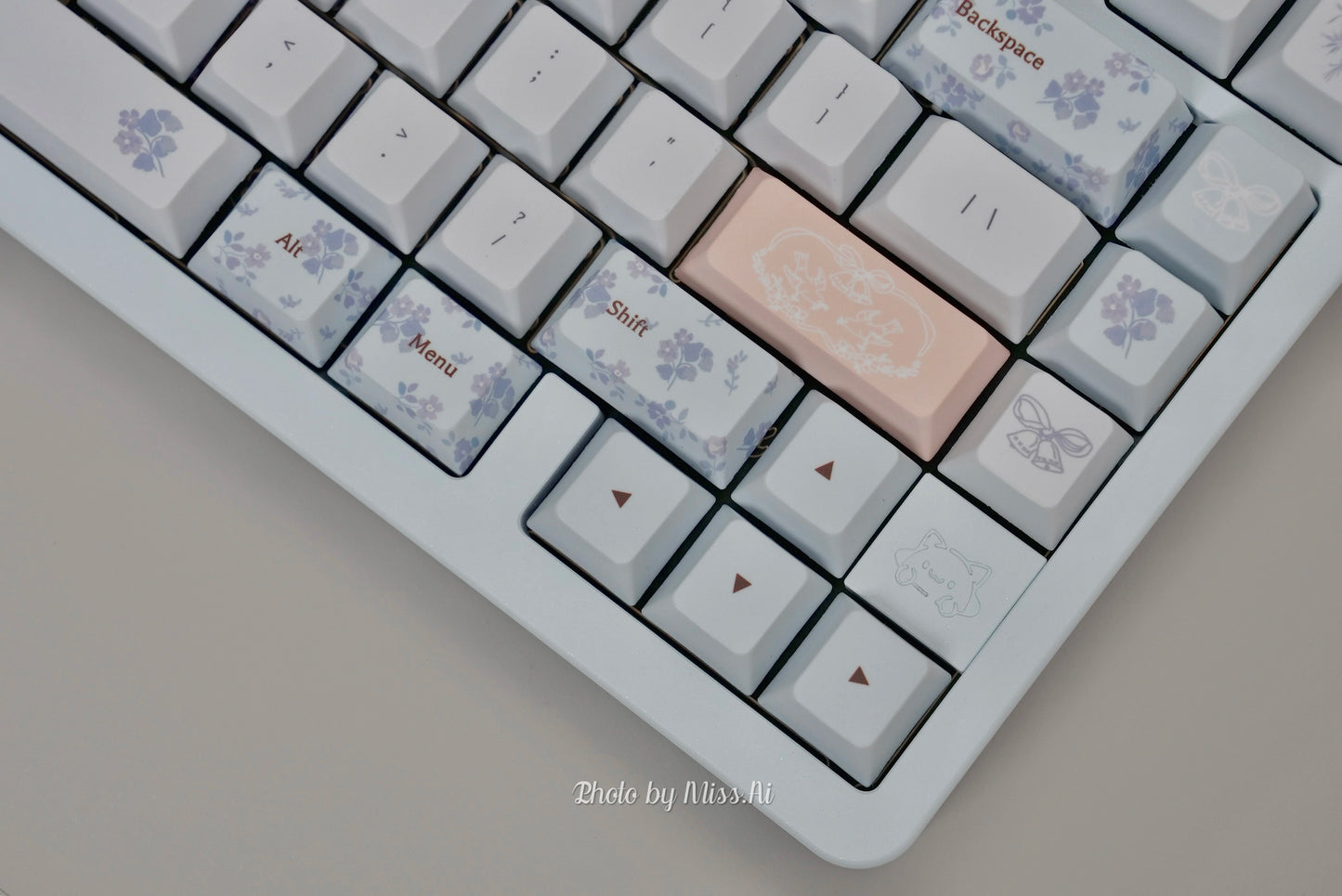 010 Midsummer Night's Dream Light Blue Floral Customized Keycaps 148 Keys Cherry Profile Designed By Keyria Labs