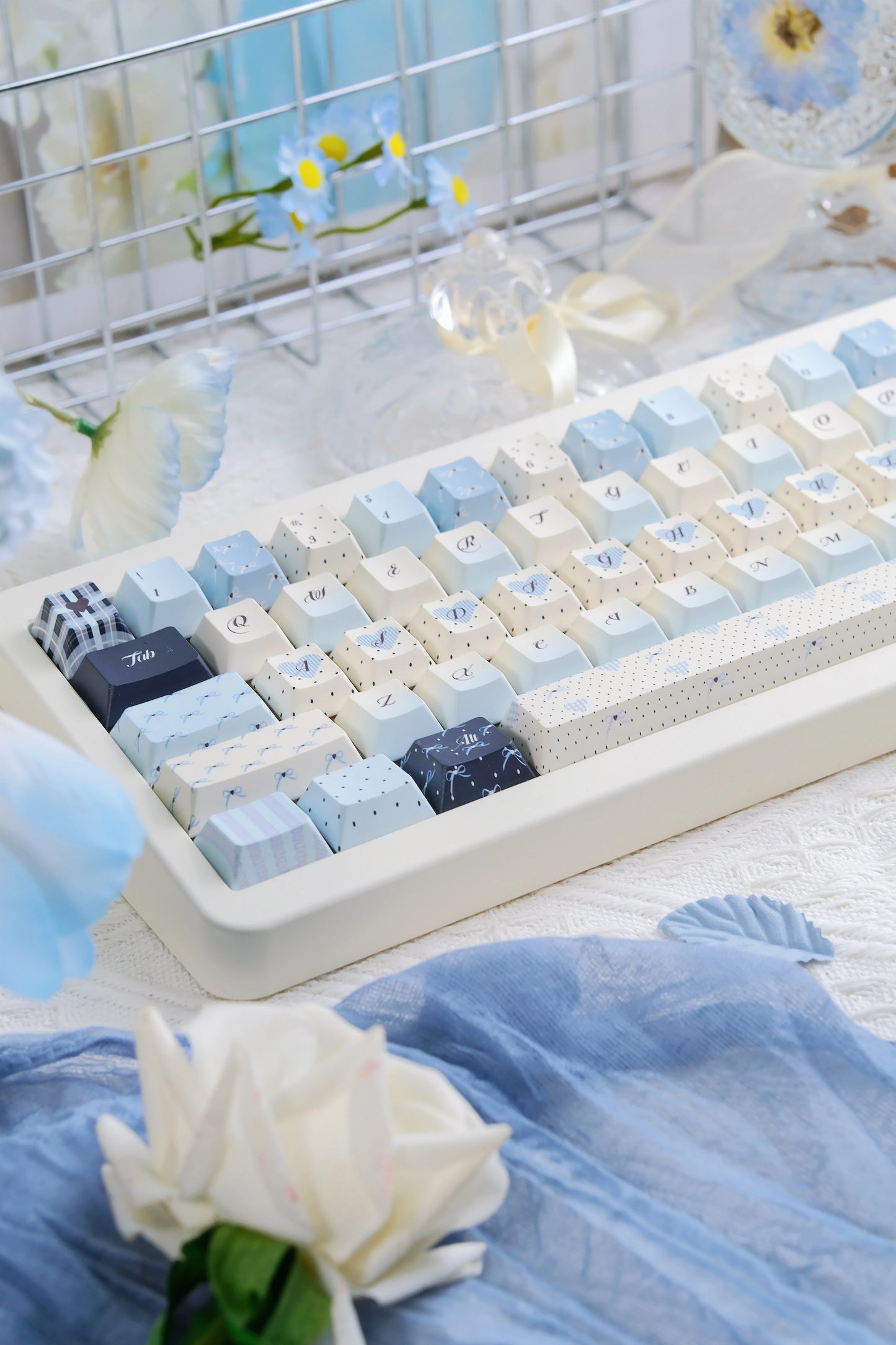 052 Sea Salt Polka Dot Keycap Cherry Profile