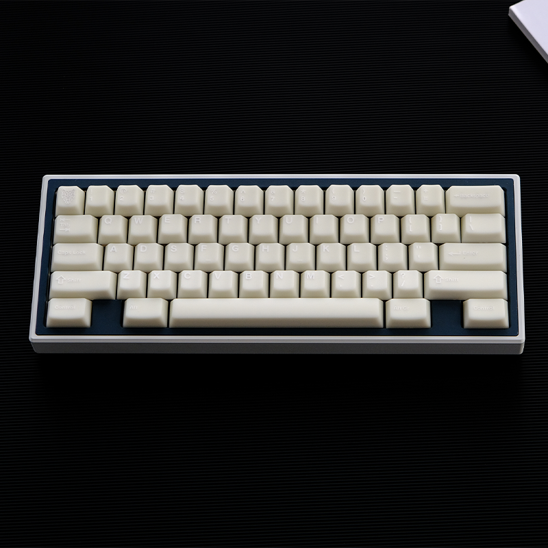 081 Vanilla Frosted Ice Cream Texture Semi-transparent 114-key Milky White Minimalist Keycap