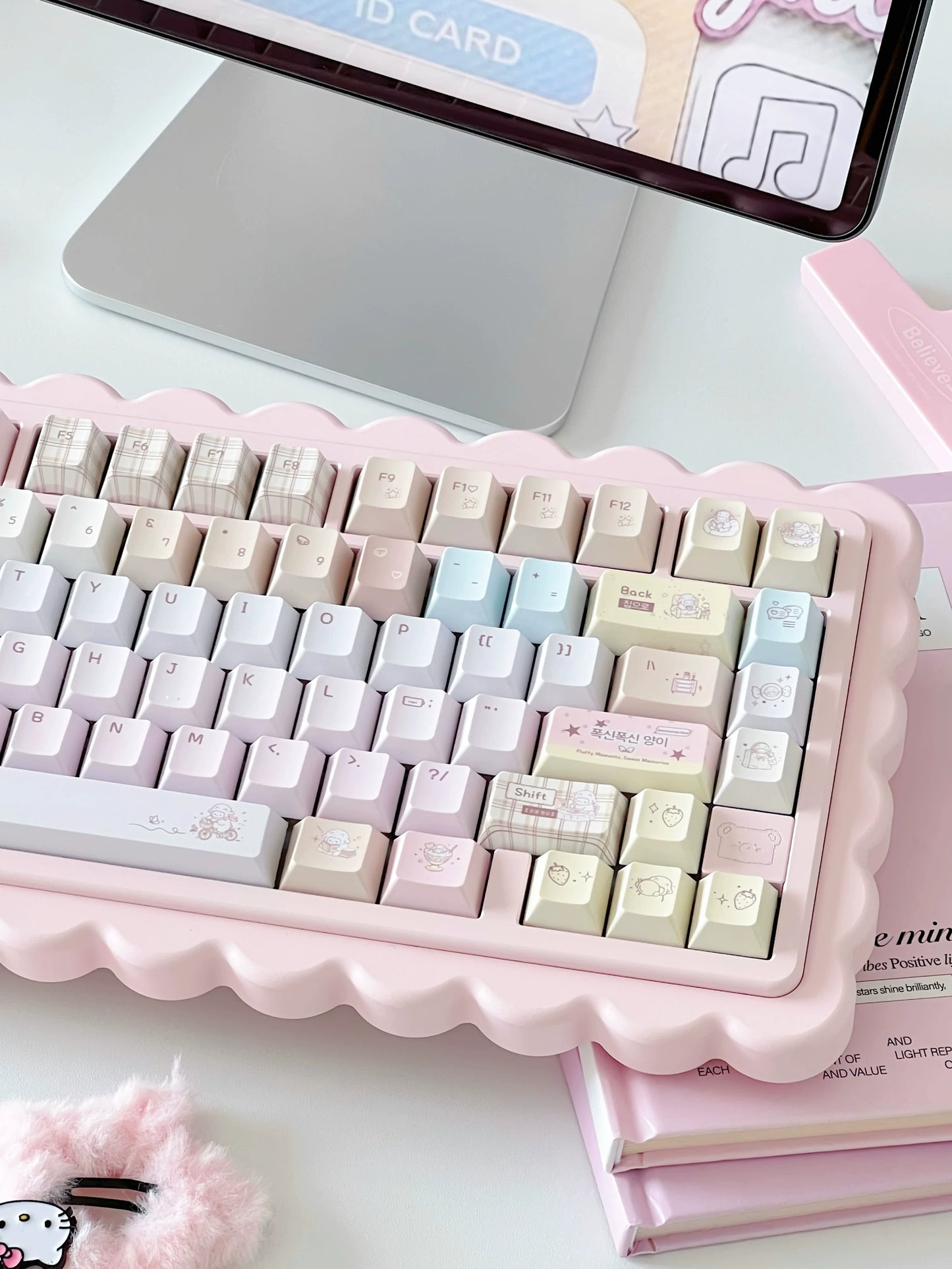 #0292 Cream Pale Pink Lamp Cake Cherry/moa Profile Keycap