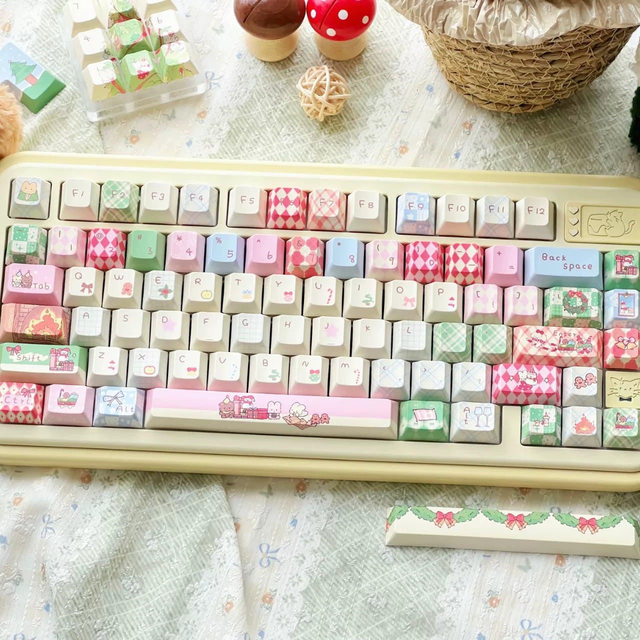 #0262 Buny Red Pink and Green Cute Christmas Birthday Gift Keycap Cherry/moa Profile (not including keyboard)