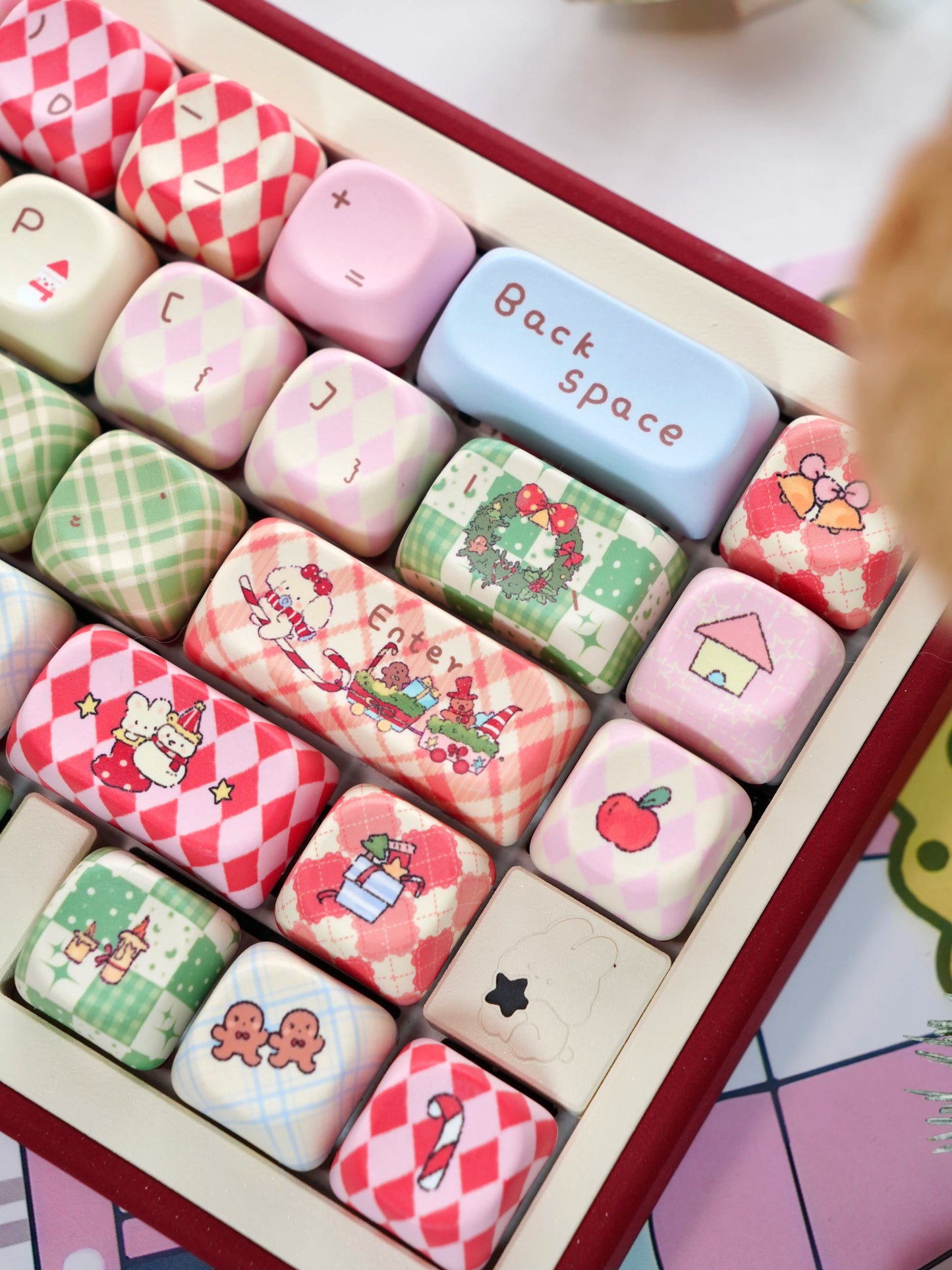 #0262 Buny Red Pink and Green Cute Christmas Birthday Gift Keycap Cherry/moa Profile (not including keyboard)