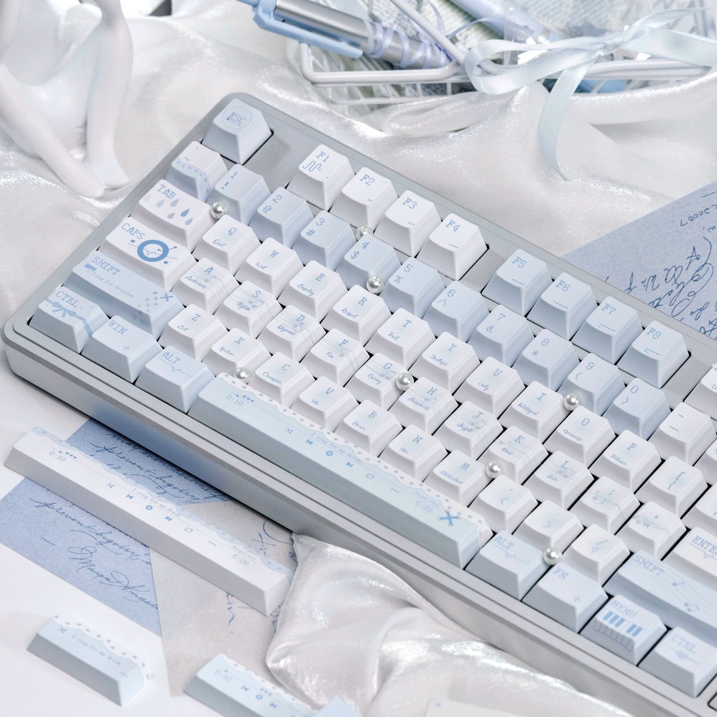 #0265 Blue Overture Blue and White Piano Music Note Keycap Cherry Profile Designed By Miller