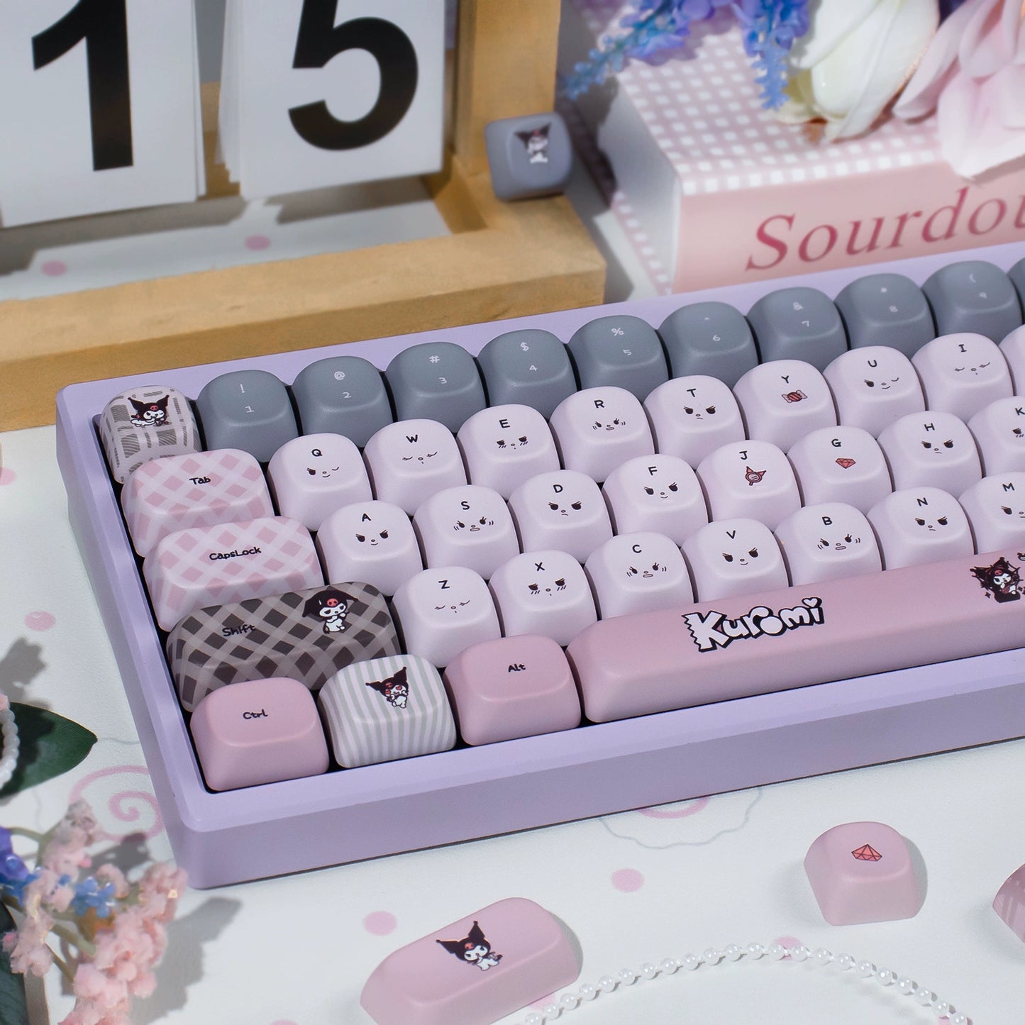#0234 Kuromi Theme Grey Pink Keycap PBT + PC CHERRY/MOA Profile Designed By URE（not including keyboard））