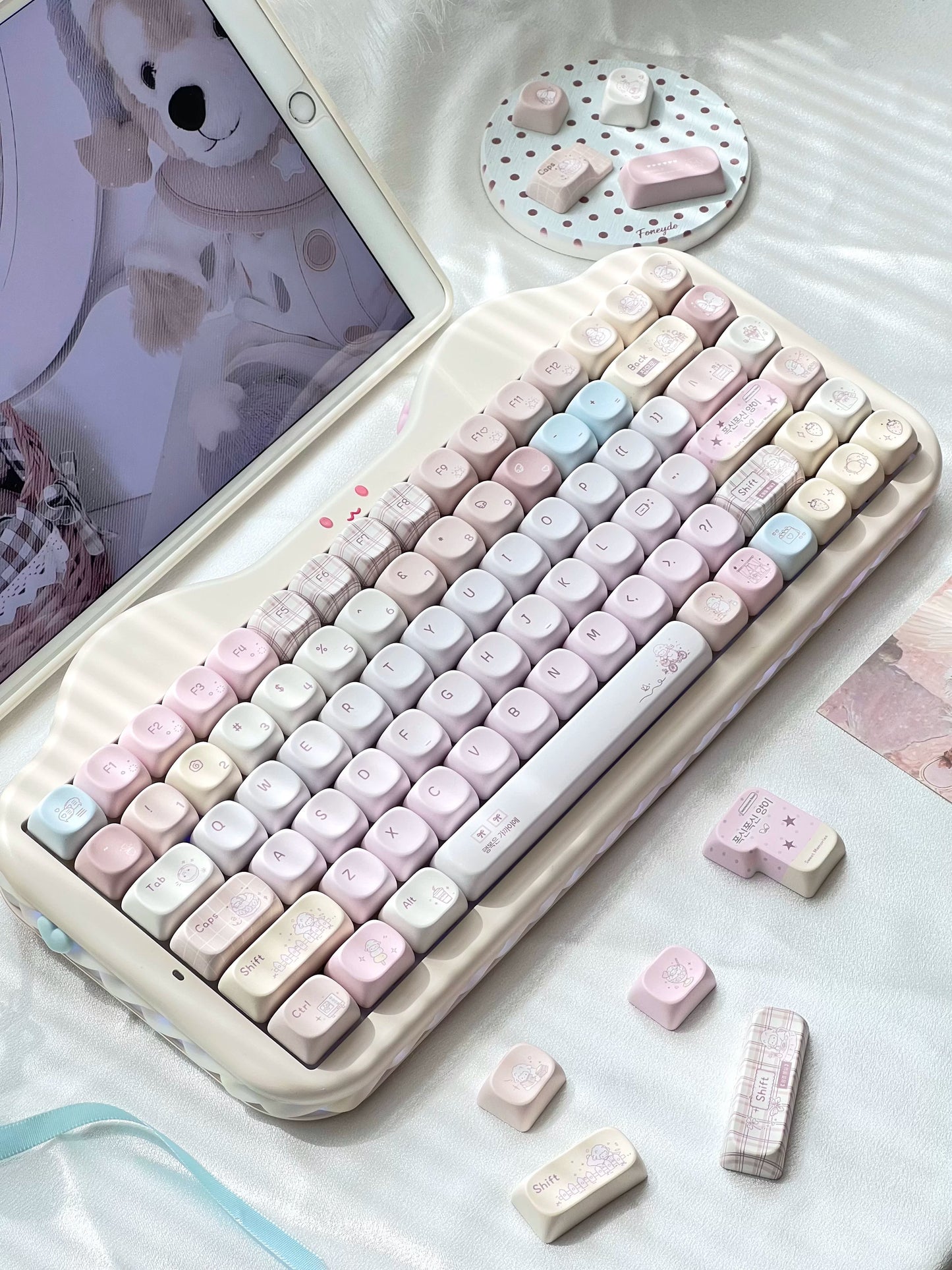 #0292 Cream Pale Pink Lamp Cake Cherry/moa Profile Keycap