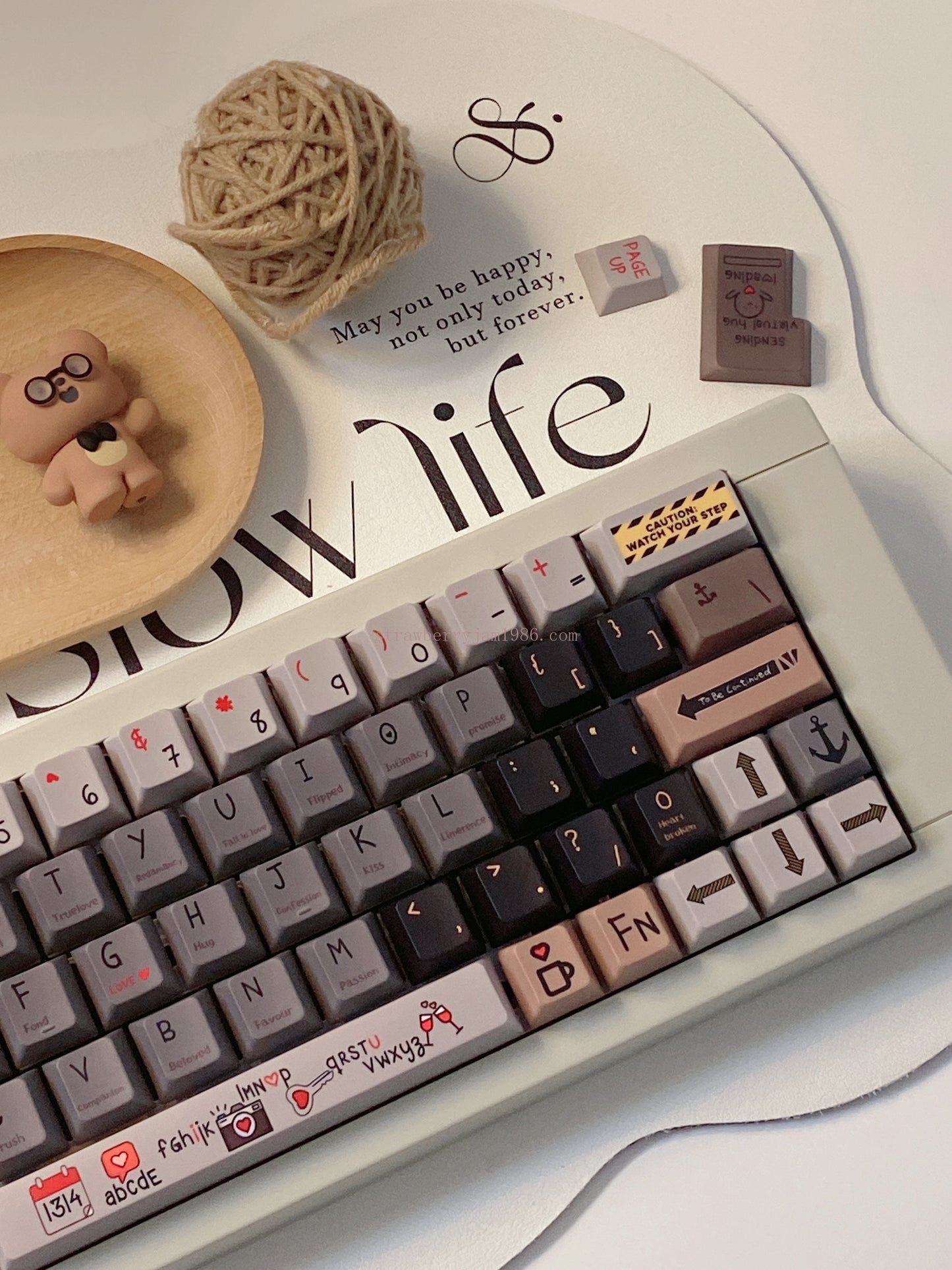 097 What Is Love Keycaps Cherry Profile Keycaps Customized Brown Black Grey Beige Cool Keycaps