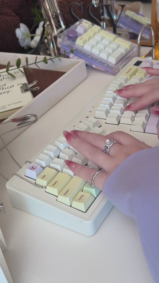 Prebuilt Aluminum Customized Mechanical Keyboard Staralice Ergonomic Cream White Set With Wristrest（not including number pad）